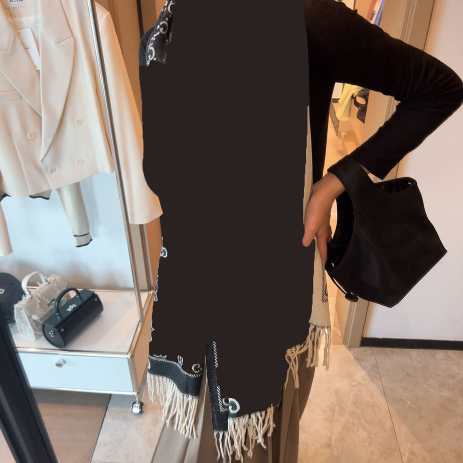 

23ss 23color Brand Dsinger Scarves Autumn Winter Fashions Scarfs Woman Cashmere Wool Keep Warm Pashmina Blanket Thicken Scarf Long Shawls Wrap Accessories