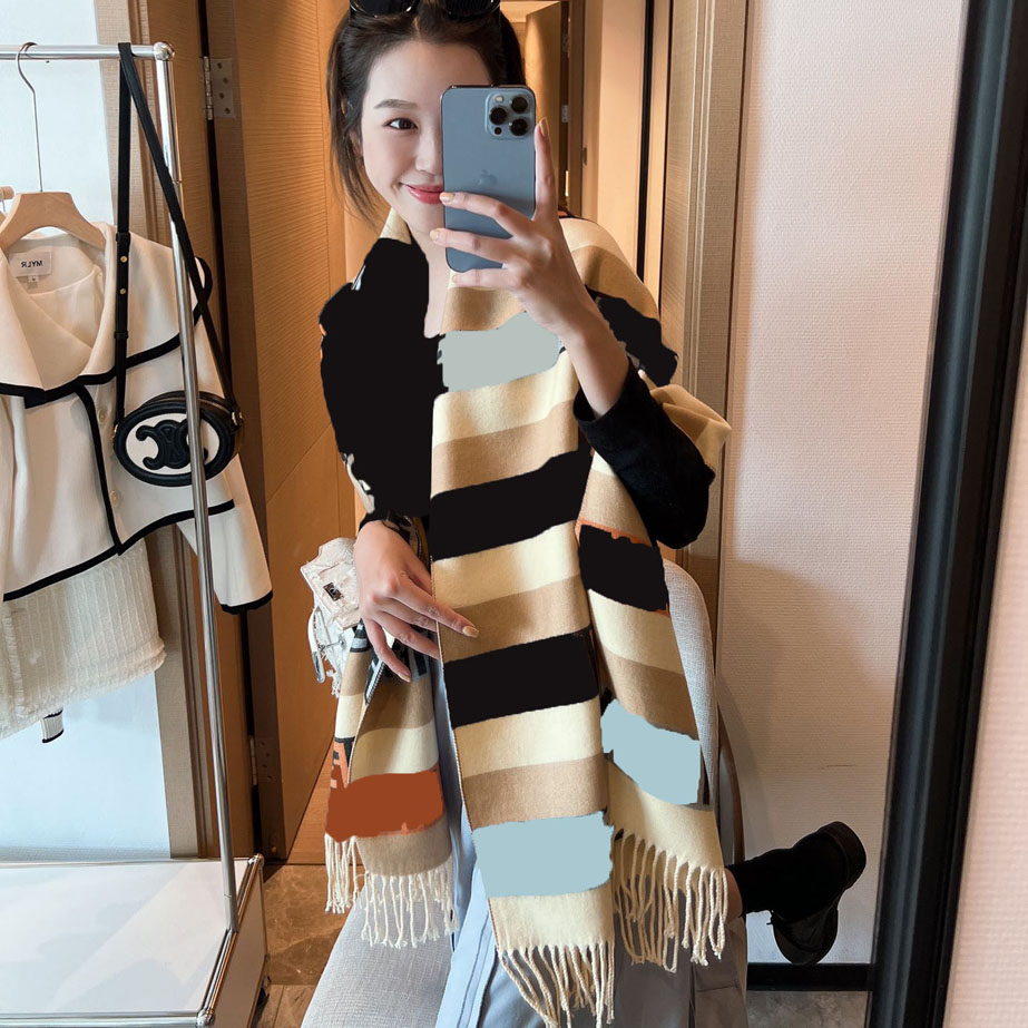 

23ss 23style Brand Desingers Scarves Autumn Winter Fashion F Letter Scarf Woman Cashmere Cotton Warm Pashmina Blanket Thicken Scarf Long Shawls Wrap Accessorie