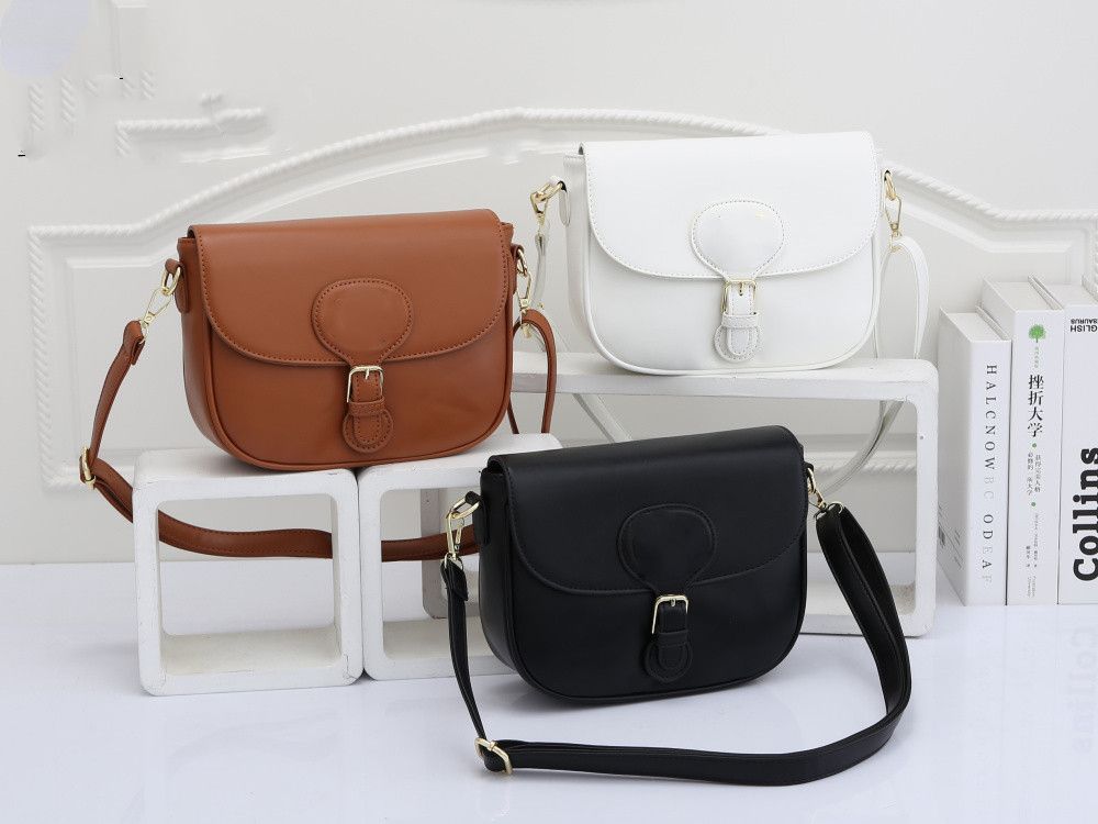 22SSSS Classic Femmes One épaule Sac de messager Cross Body Sacs de mode Sacllets Shopping Luxury Designer Sacs Hobo Sac à main Sacs Woman Wallet