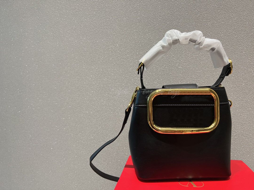 

2023 Designer Lady Cosmetic Bag Ribbons Handbag Shoulder Crossbody Evening Bags Tote Purse Wallet Letters Stripes Check Women Luxury Handbags, Customize