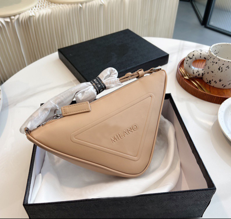 

Classic designer triangle bag Luxury womens shoulder bag 5A top Fashion letter pattern MINI crossbody handbag lady purse, Make up for price