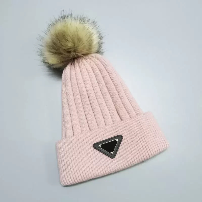 Designers Men Womens Designer chunky Cable Knit Hat Caps Beanie for Mens Womans chunky Warm Beauty Hats Bonnet Highly Quality 19 Color