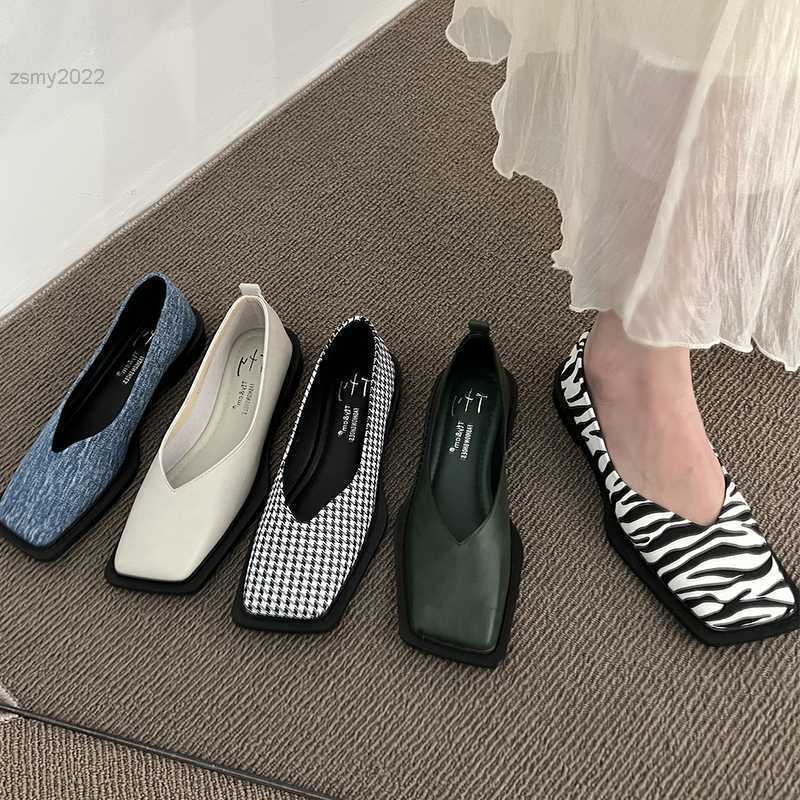 

Dress Shoes 2022 Spring Summer New Mary Janes Flats Shoes Lolita Retro Women Sandals Dress Fashion Chunky Shallow Shoes PU Leather Zapatos, Black