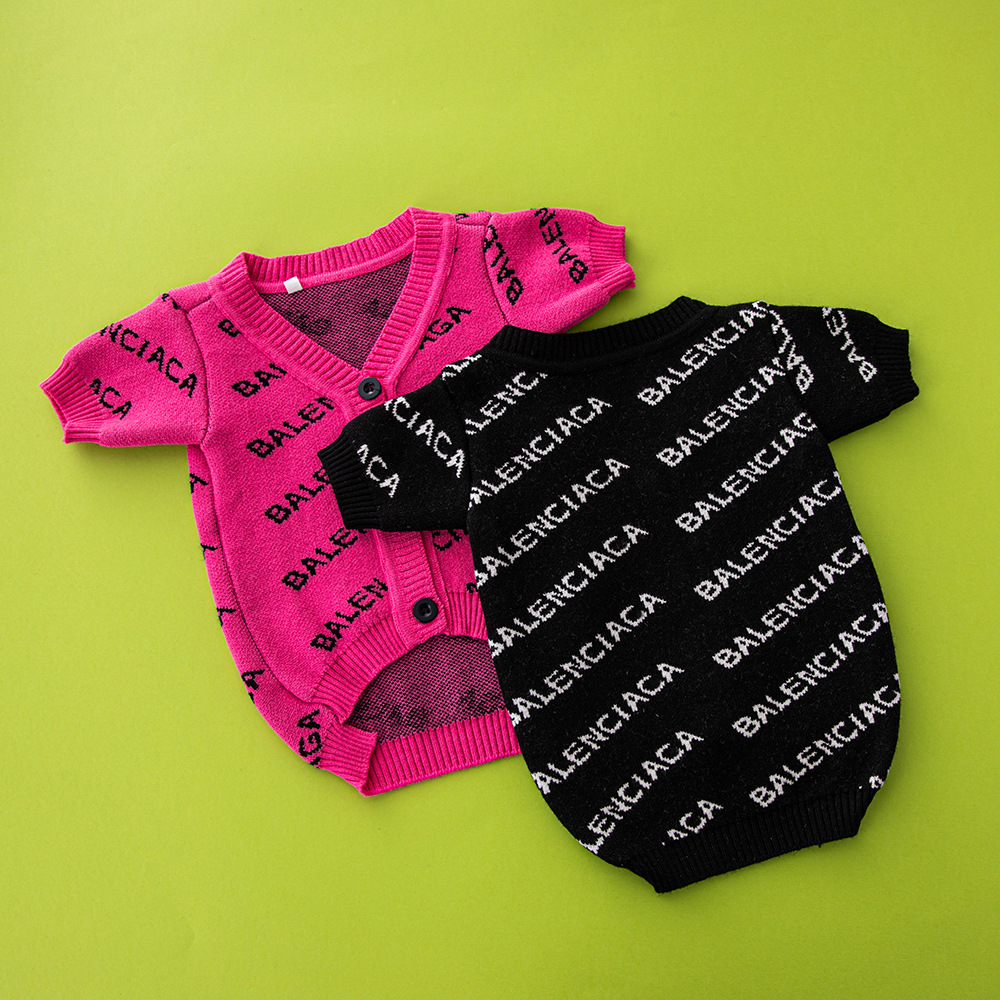 

XXL Winter Dog Apparel Designer Dog Clothes with Jacquard Letter Soft Dogs Sweater Classic Brand Pet Clothing Outerwears Fashion Cardigan Sweaters Knitted Coat, Letter g