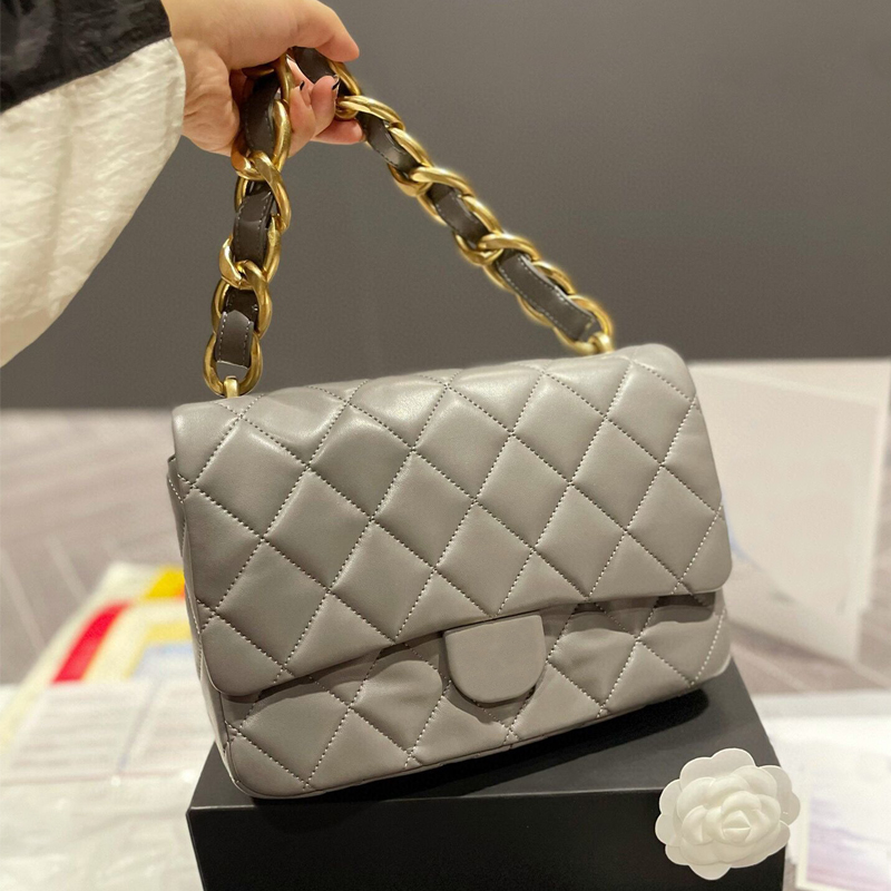 

22s Fashion Lattice Chain Bag Vintage Womens bags Designer Handbags for Women genuine leather Thick chains Shoulder Bags Large Medium Small Classic 6-color handbag