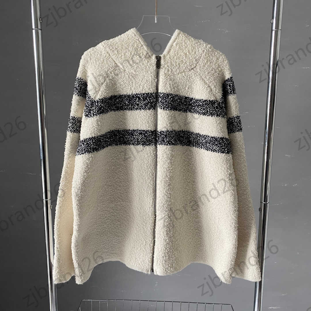 

Jacket Womens Jackets Letter Logo Jacquard Hooded Wool Coat Contrast Color Stripe Decoration Brand Outwear Fashionable Commuting Style Designer Women Coats