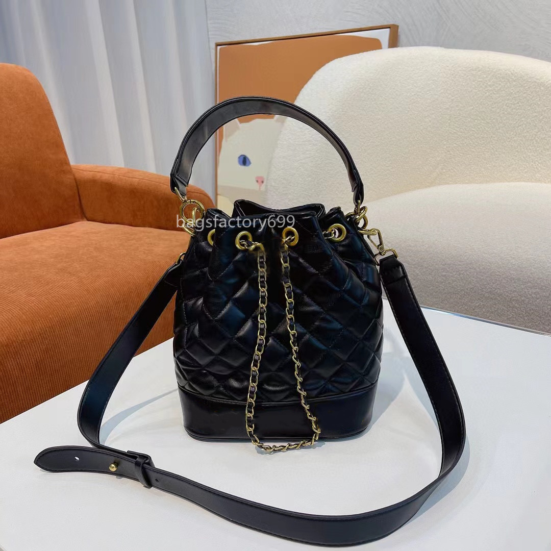 

24 cm luxury barrels Crossbody bag black leather handbags handbags Gold - Tone metal chain letters regulator patchwork handbag wholesale price, Box