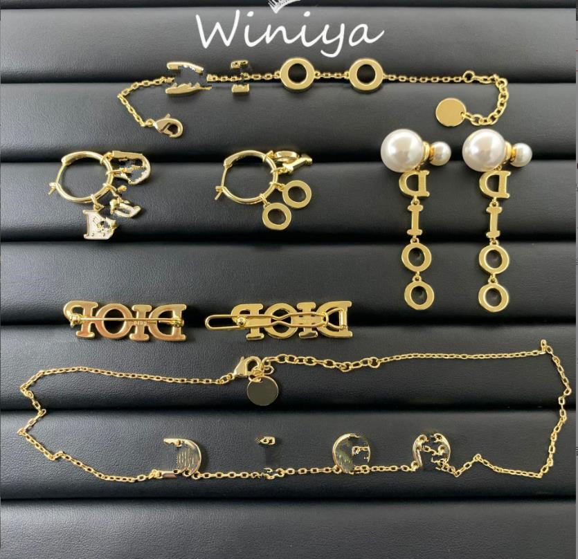 

Pendant Necklaces 2022 vintage letter drop rubber neck chain bracelet earrings brooch hair clip accessories wholesale