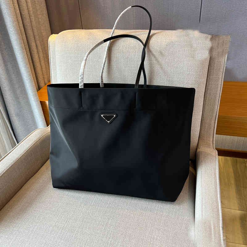 

Tote Nylon Shopping Bags Handbag Large Capacity Work Women Fashion Handbag High Quality Designer Bag, Black