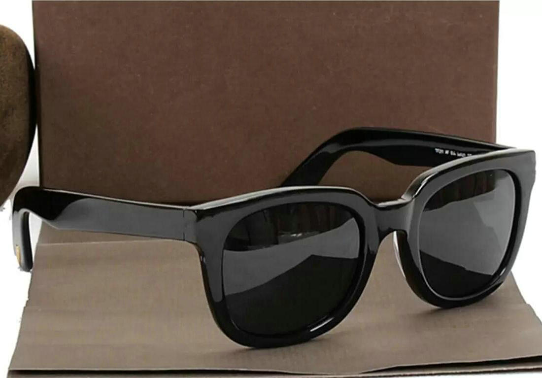Lunettes de soleil modernes de mode généreuse pour femmes hommes 2022 mode cool de style carré de haute qualité Tom Lunes de soleil Men / femmes