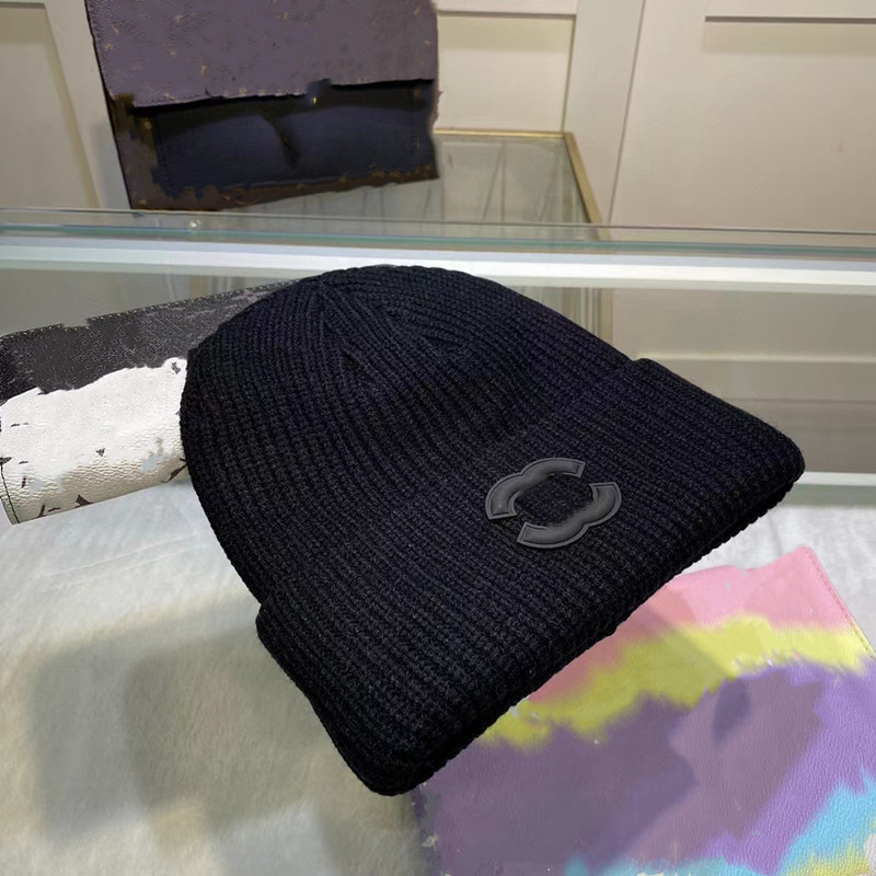 

Designer Brand Men's New Beanie Hat Women's Autumn and Winter Fashion Trend Classic Letter Small Fragrant Knitted Hat