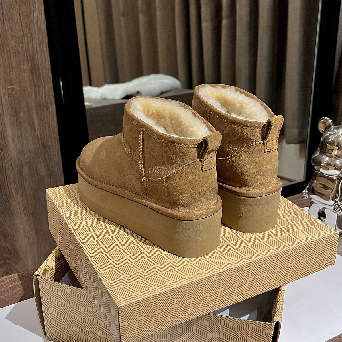 

Designer Snow Boots Girls australia boot Thick Heels Winter Women Classic Ankle Short Bow Fur Black Grey Maroon Outdoor GAI size 35-40, Contact us for more products pictures