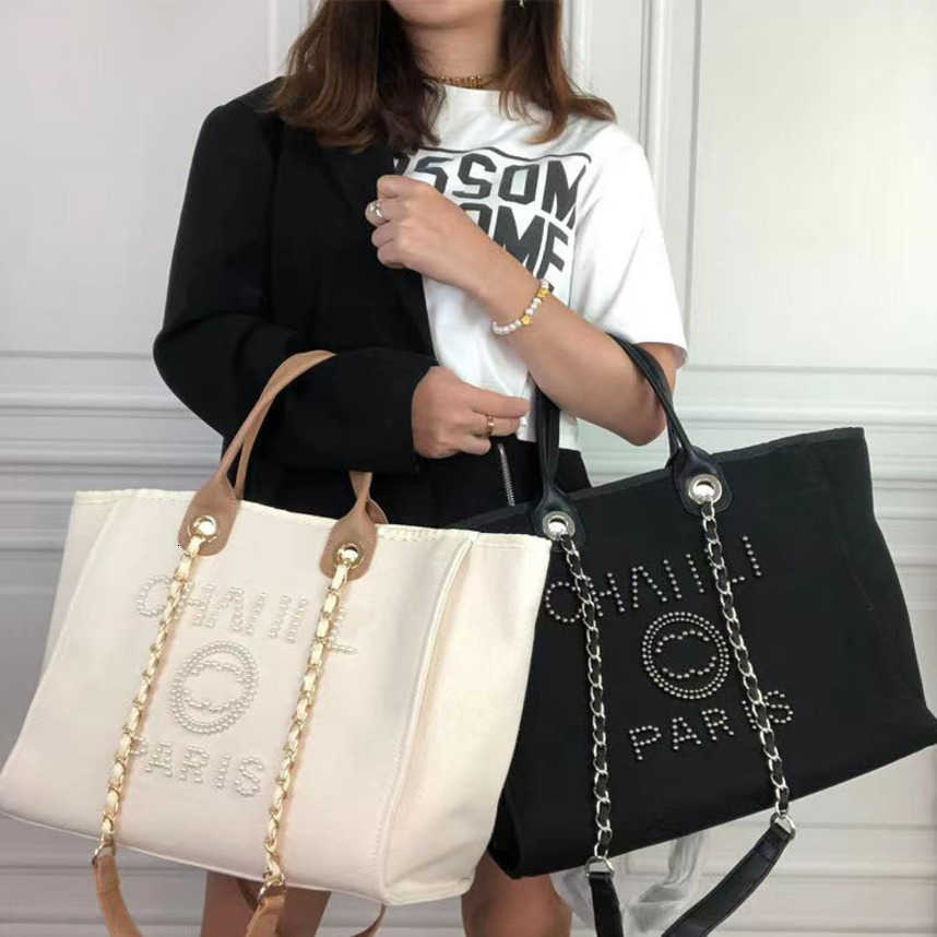 bags Designer Classic Beach Bags Small Private Label Bobby Backpack Mini Fashion Canvas Evening Bag Luxury Handbags Purse Women Brand Ch Ladies