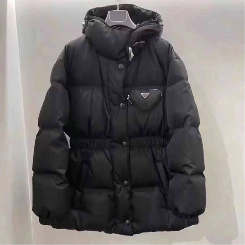 

Men Nylon Down Short Jacket Shiny Laque Designer Gentleman Removed Hood Welt Pocket Zipper Snap Warm Coat, Black
