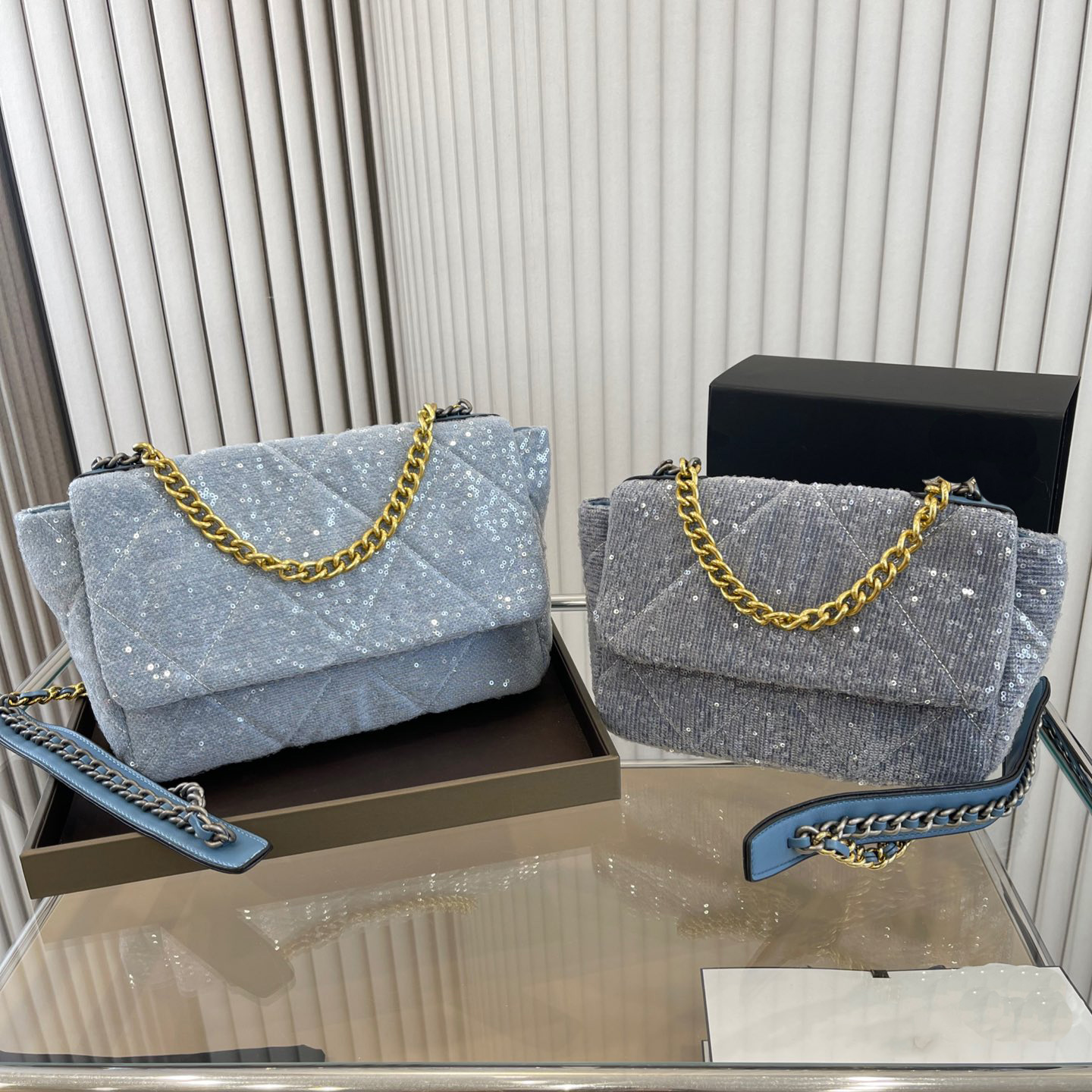 

CC Bag Shoulder bag Patent Leather Bags Women Sequins CrossBag Classic Chainbag large Capacity Cross-Bag Brand Fashion Lady Shoulder-bags Woman Box Hot Handbag, Blue