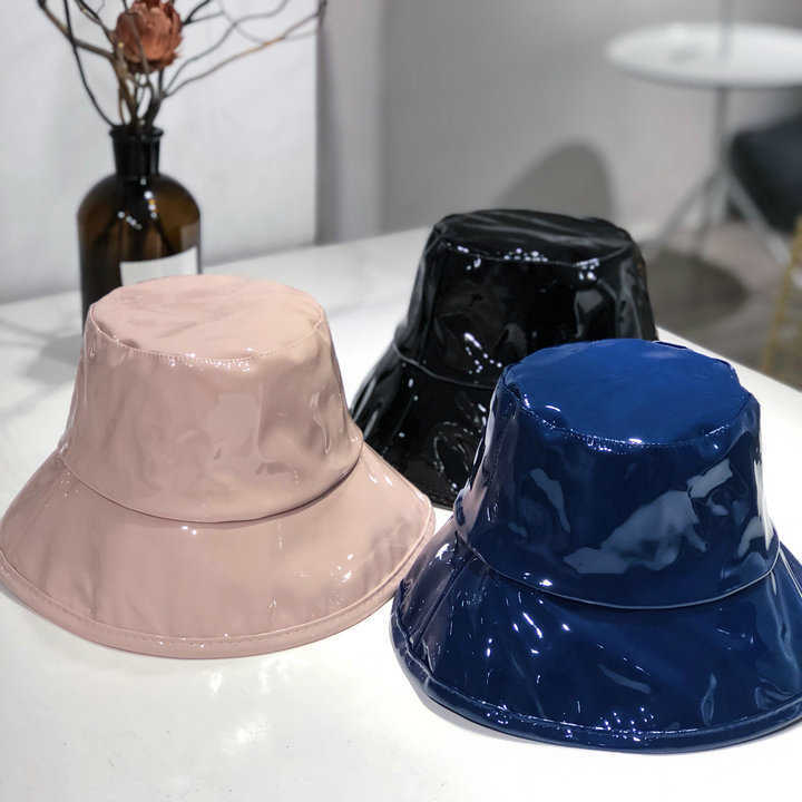 

Wide Brim Hats 01809-liupei10 glossy coat of paint fashion LADY bucket cap men women leisure fishmen hat G221014, Beige pink