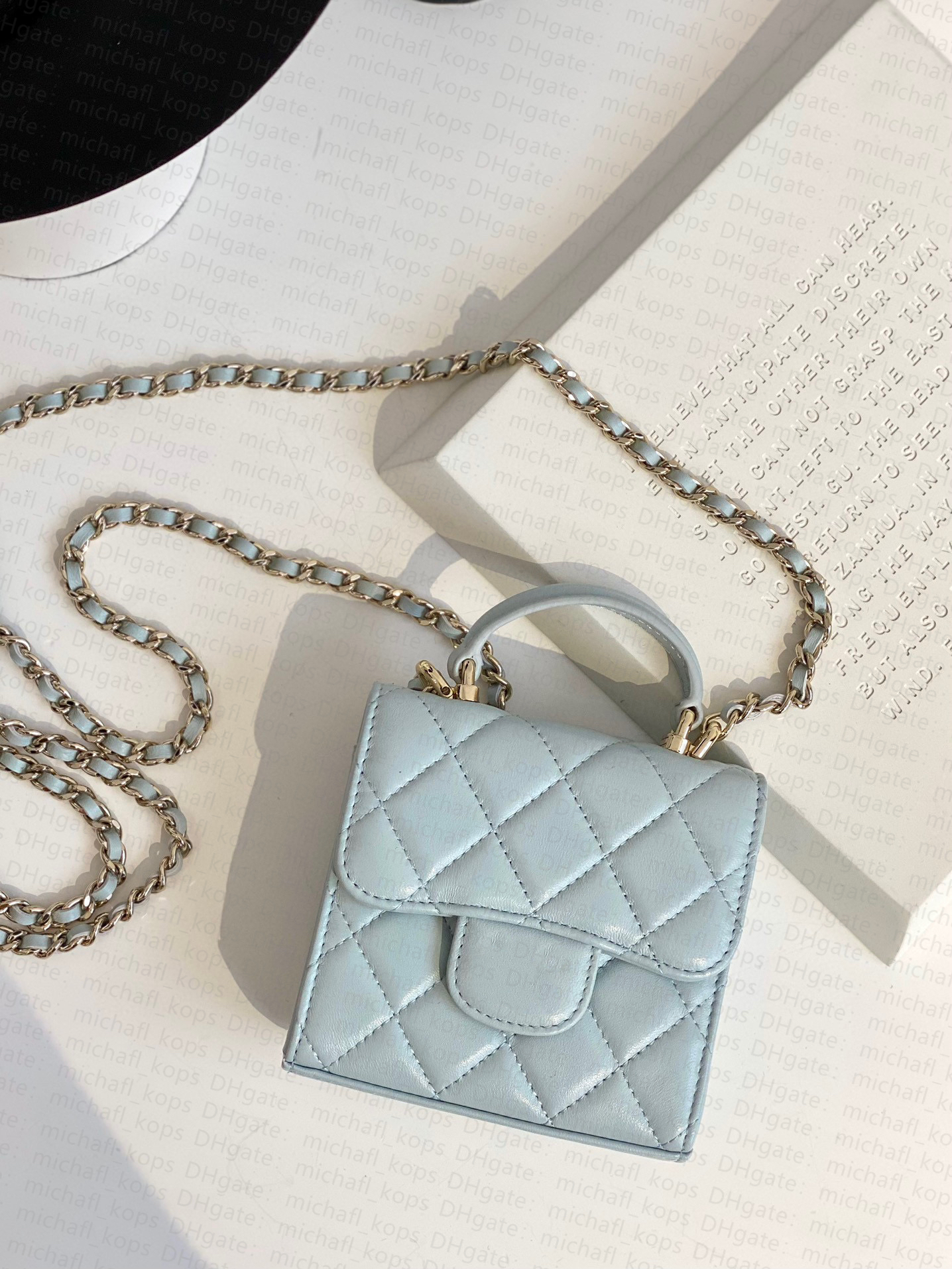 10A Top Women bag CF mini Handle Chain Shoulder Bag Official original sheepskin rhomb clamshell Luxury designer brand Fashion 22B