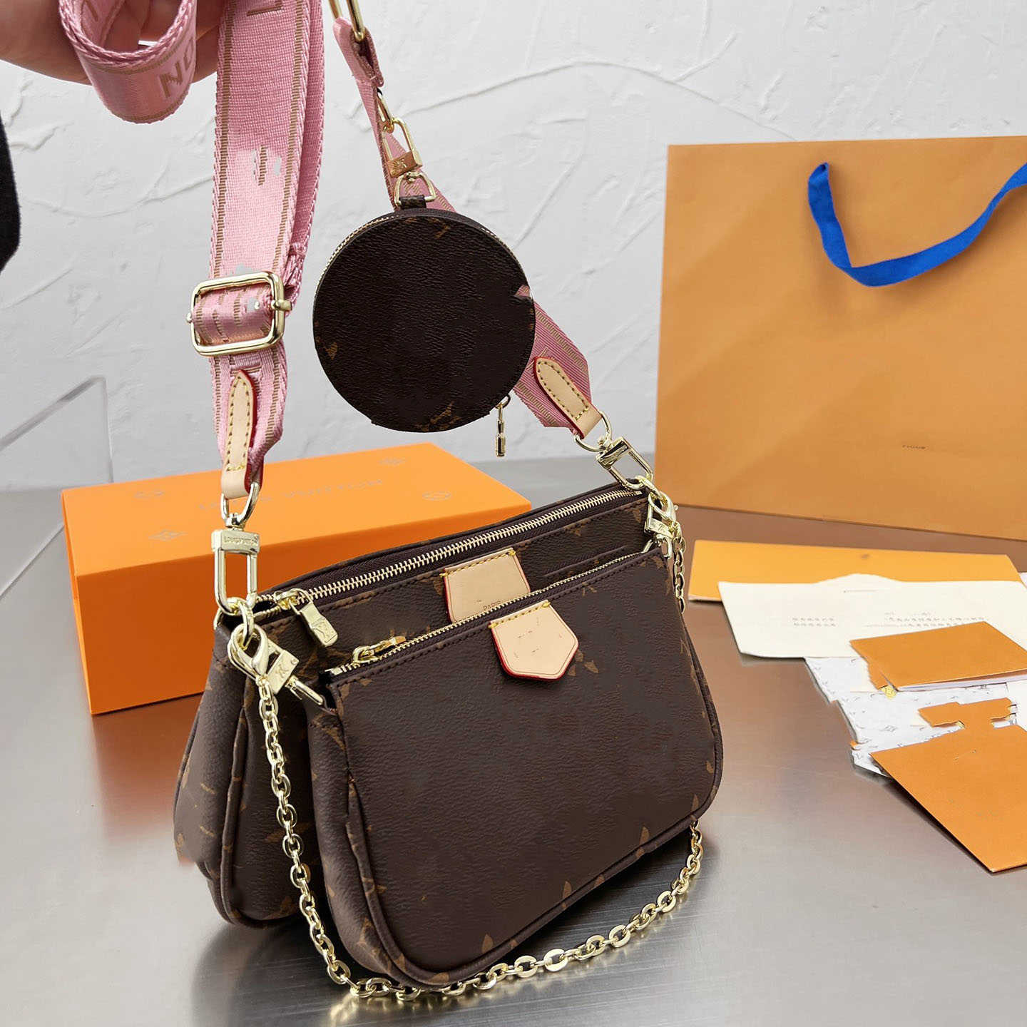 

Briefcases Shoulder Bags High Quality Luxury Ladies Handheld One Shoulder Messenger Bag New Tote Bag Multifunctional Fashion Design, Pink