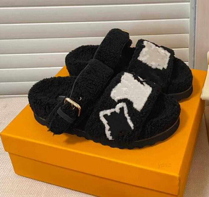 

Designer Luxury Autumn and winter new wool slippers Super warm feeling Non slip rubber outsole sandals Excellent comfort more colour shoes Plush Embroidery