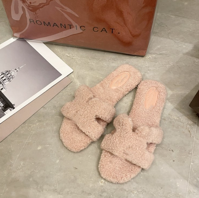 

Winter Teddy Fluffy Slippers Women's New Square Toe Thick Wool Shoes Warm Flip Flops Casual and Comfortable Flat Slipper, Royalblue