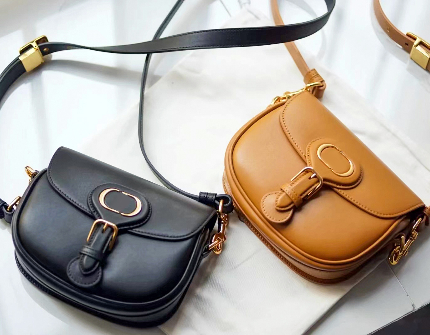 

Luxurys Designers flap Bags Bobbys saddles bag golden sign tote embroidery fashion womens mens Genuine leather pochette handbag crossbody famous clutch shoulder, Carton