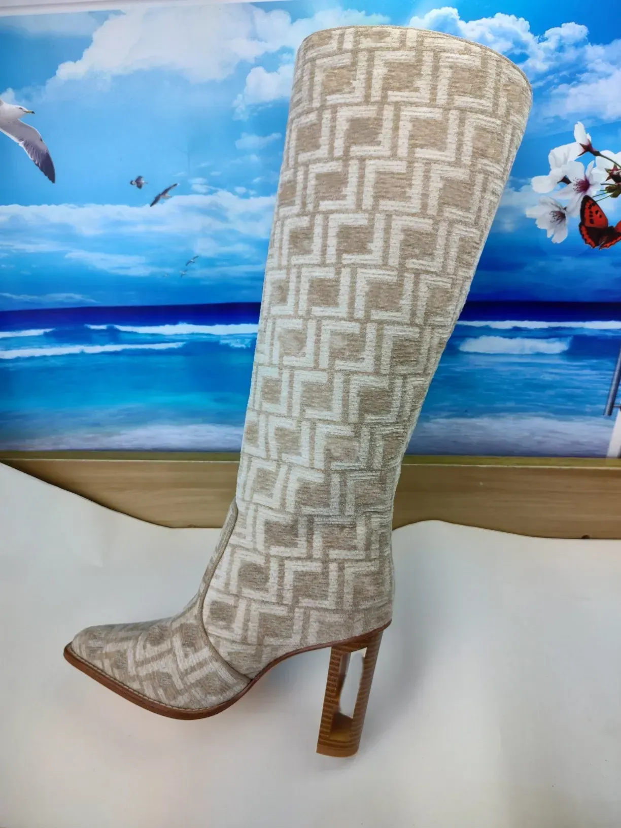 

2023 High-heeled chenile boots Baguette women's boot square toe with blue and black jacquard motif Heel height 110 mm Ladies Fashion Design, Grey