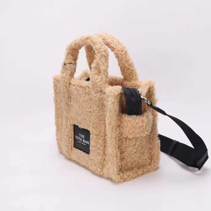 

Leather Tote bags Original Quality Marc's Jacob Designer bags Teddy Women's Bag Plush Handbag Luxury single shoulder messenger handbags 5325, Beige