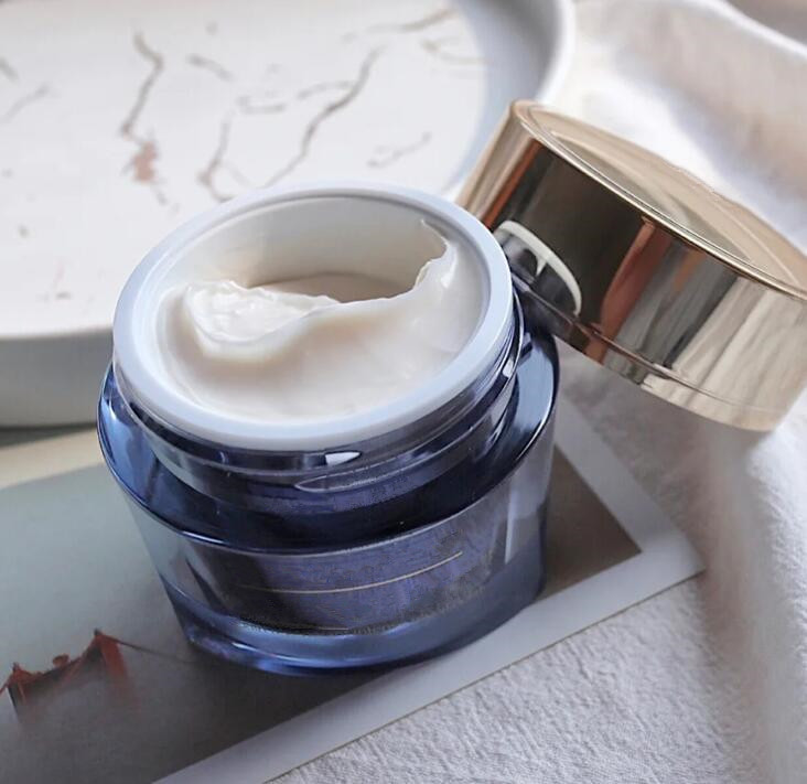 

Brand Revitalizing night powder soft cream 50/75ml All skintypes free shopping