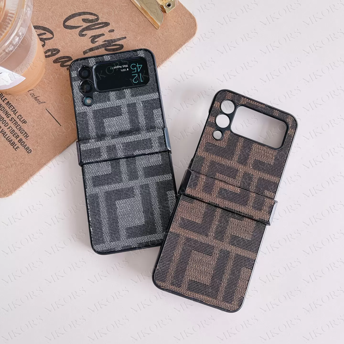 

Luxury FD Mobile Phone Cases for Samsung Z Flip 3 4 Flip3 Flip4 Folding Pattern AntiShock Protection Shell Case IPhone 14 14pro 12521108, #1 brown fd