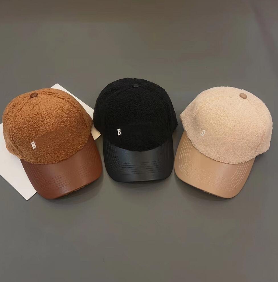 

Lamb Wool Leather Splice New Style Ball Caps Fashion Men Women's Winter Leisure Peaked Cap Woolen Classic Designer Hat Couples Gift Accessories Baseball Hat, This link is not sold separately