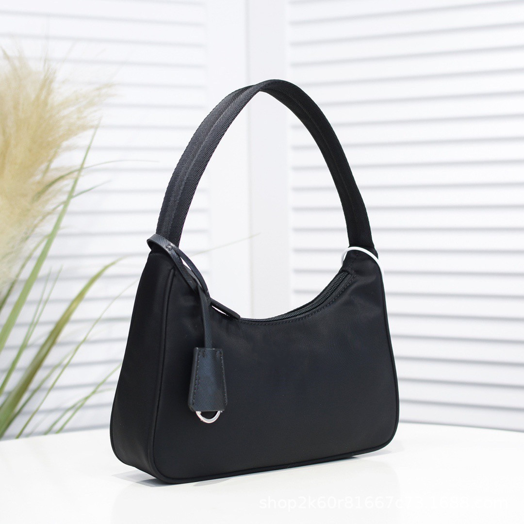 

Elegant 2023 highs quality re-edition designer bags 2000 nylon leather shoulder bags women crossbody messenger handbag evening totes purse wholesale provided, Black