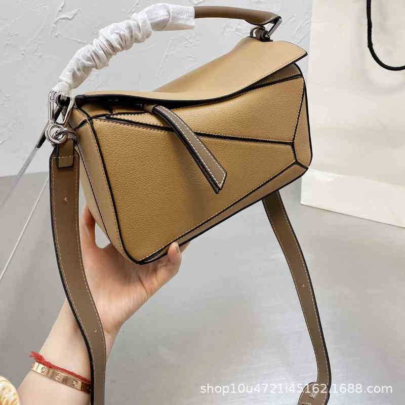 Designer Luxury Women Sac Lowe Handbags Totes Femmes Crossbody Fody Loulous Puzz Handbag Loweitys 5A Quality Cubi Capity Fashion Capity Volyfulle