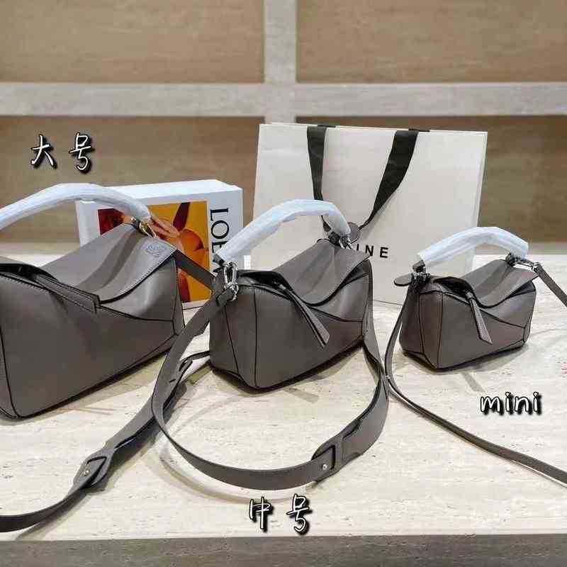 Designer Luxury Women Sac Lowe Handbags Cotes Femmes Crossbody Fody Loulous Puzz Handbag Loweitys 5High Quality Cubi Cupi Capacité de mode Sacs p