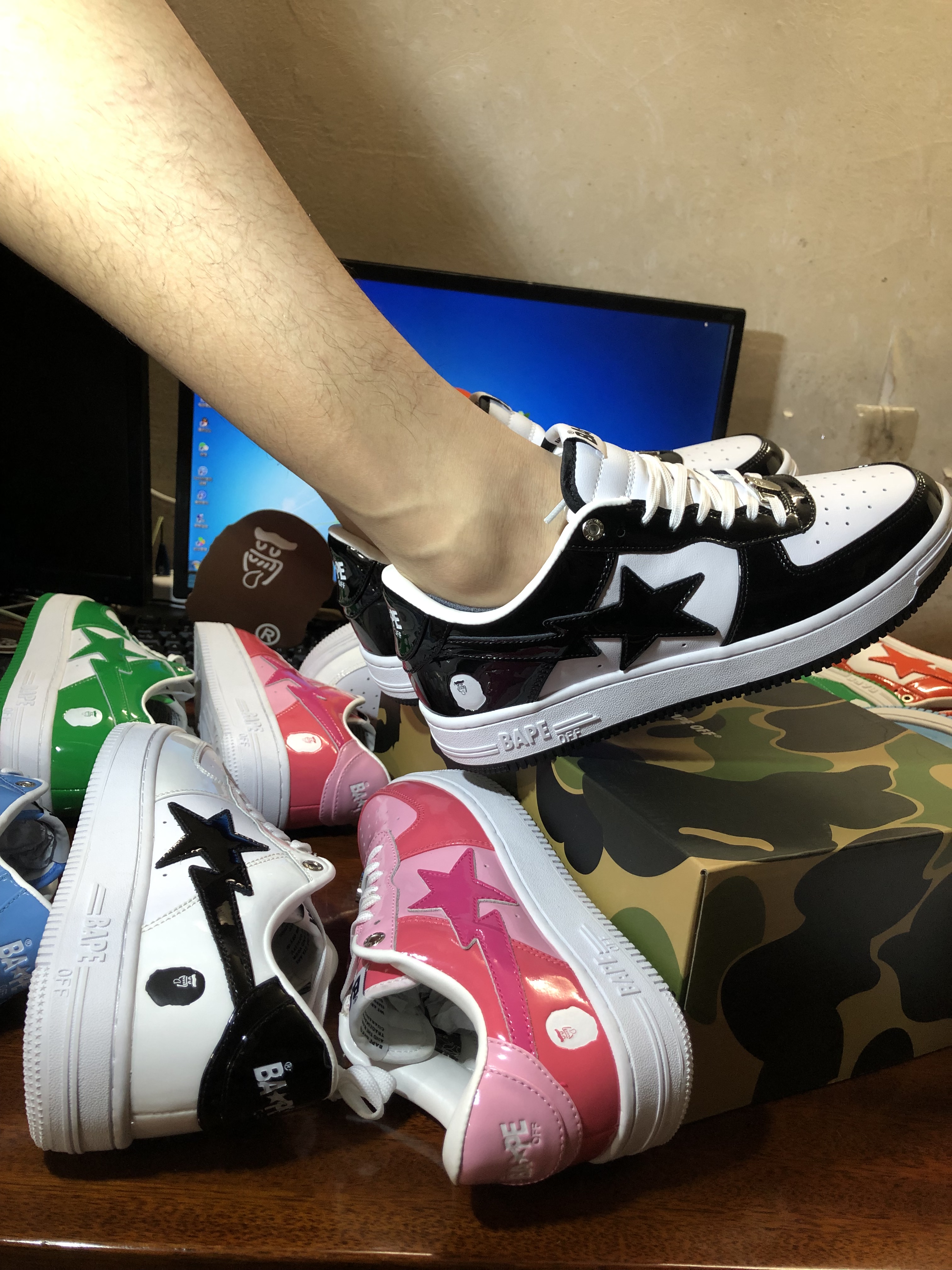 

Running Shoes Designer Sneakers Grey Black Patent Leather Green White Tokyo Paint Beige Suede Pastel Pink Luxury Bapesta off Low Nigo Bathing Apes Sneaker Men Women, Box