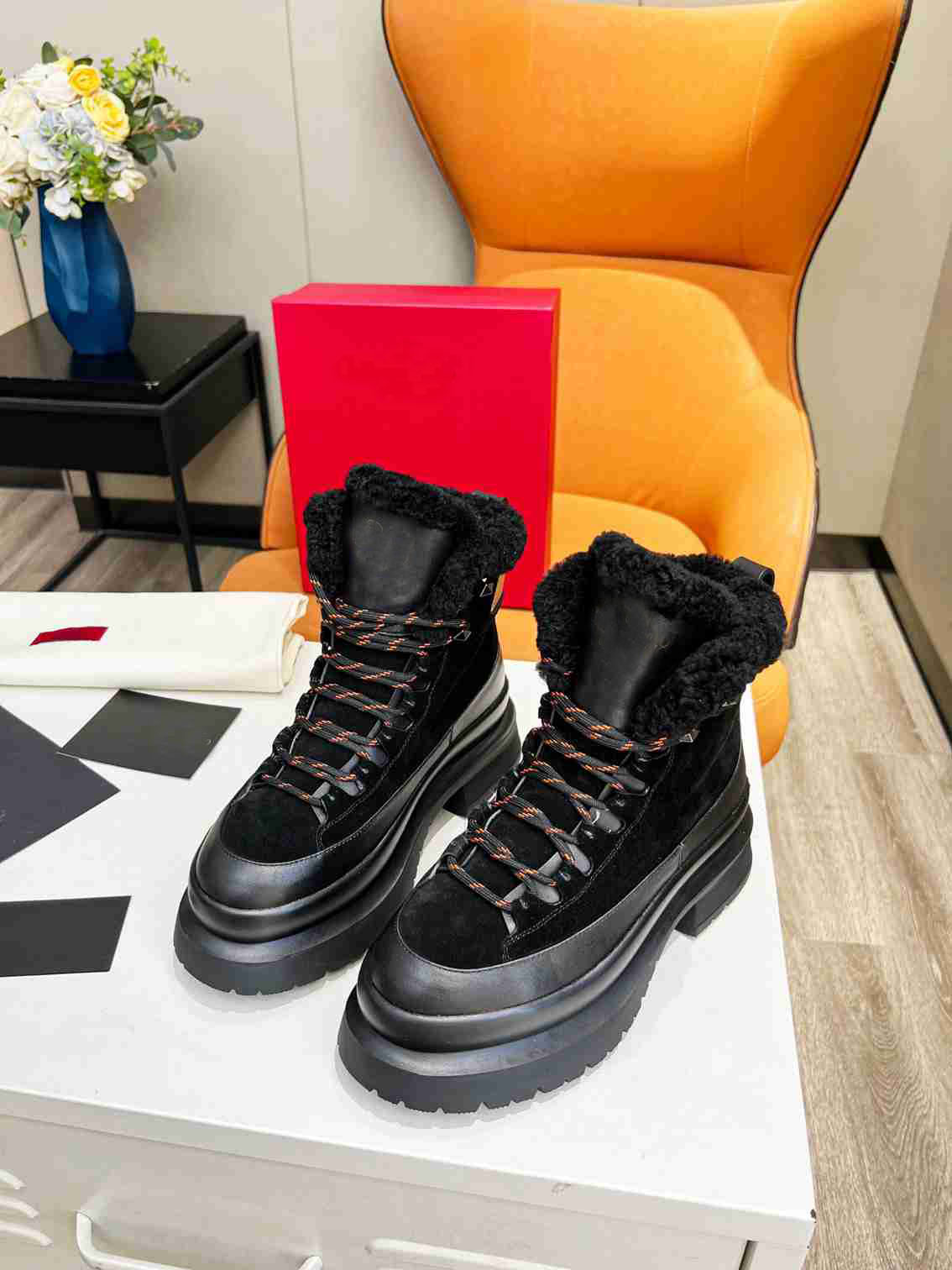 

Luxury New Fur Womens Martin Boots Ankle Winter Knight Motorcycle Snow Real Wool Shoes Size 35-41, With brand logo