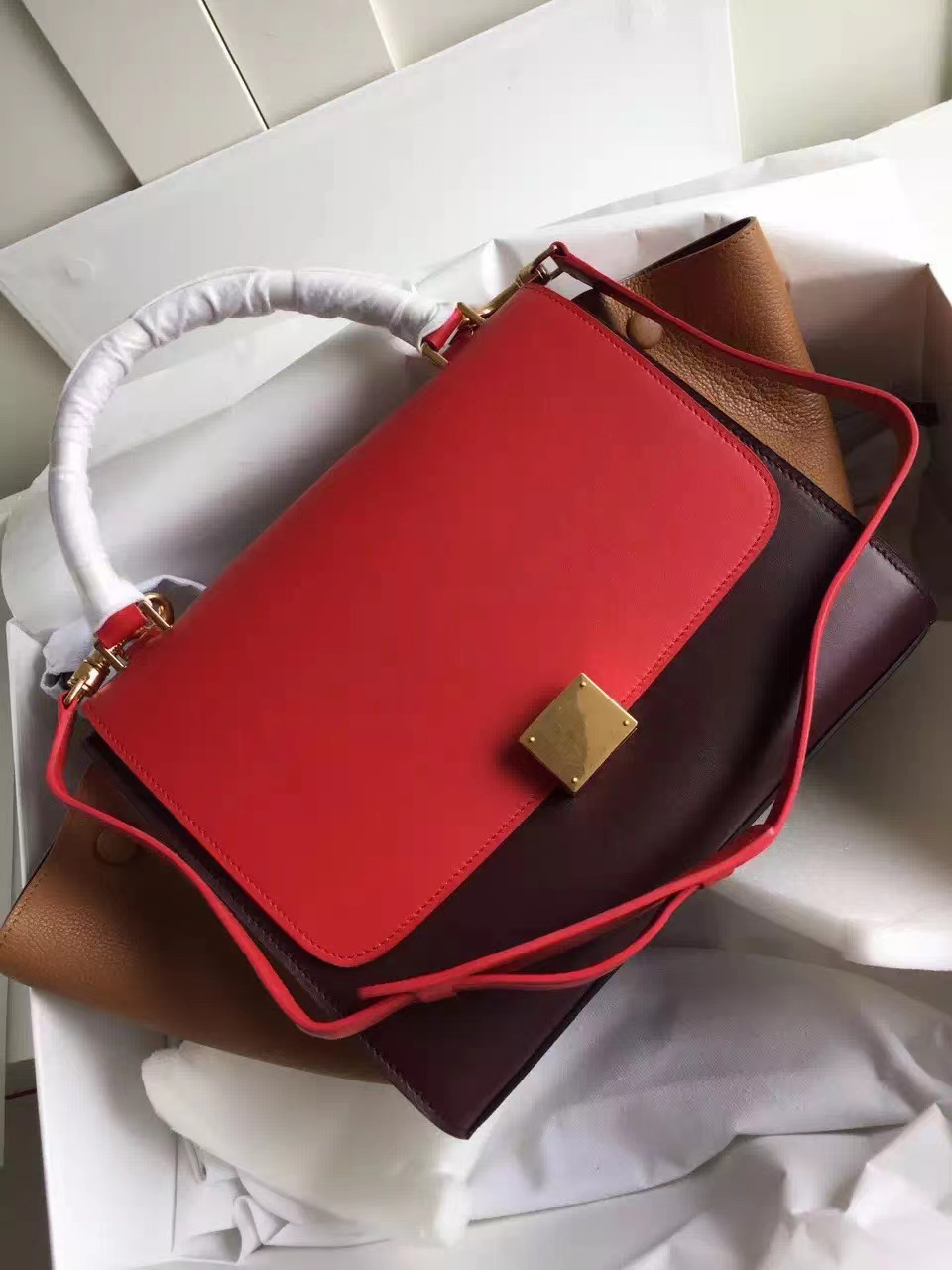 

Autumn Winter 2022 Women shoulder bags fashion handbag Luxury designer bag crossbody bag clamshell purse metal lock office shopping leisure, Yellow