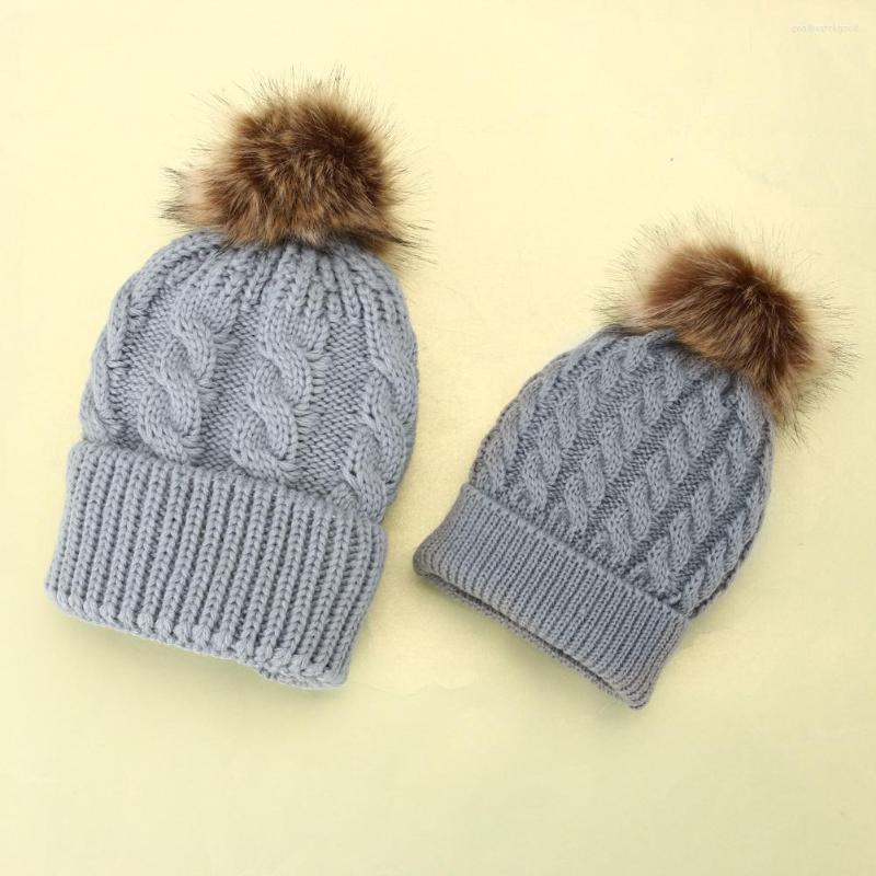 

Berets Mom And Baby Pompon Warm Hats Imitation Raccoon Fur Bobble Beanie Kids Cotton Knitted Parent-Child Hat Winter Caps, White