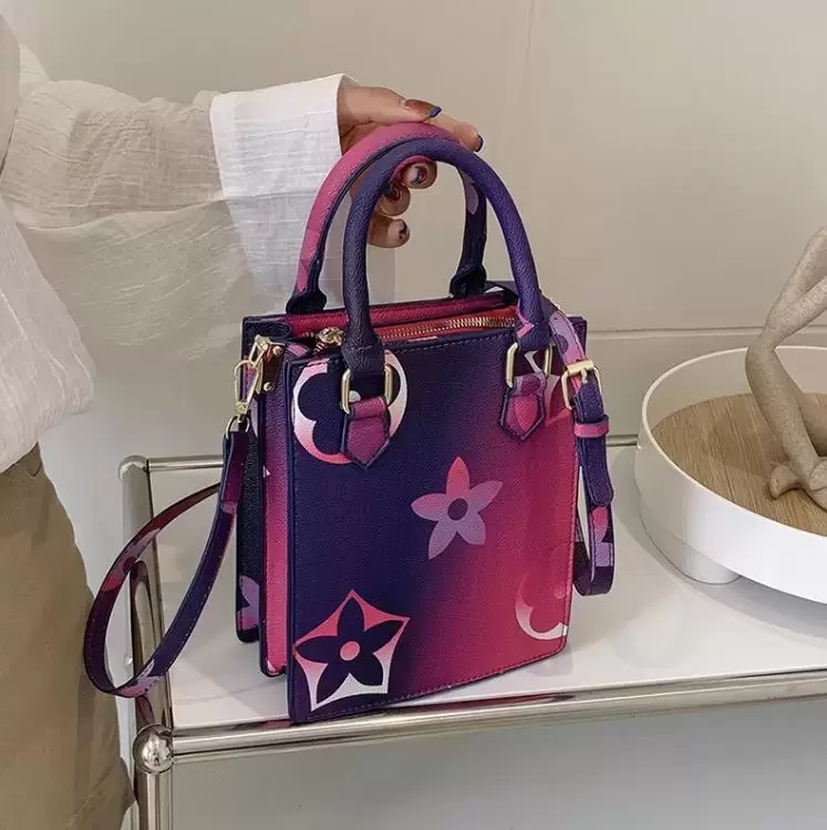 

Women's Bags Fashion Handbag Print Versatile Shoulder Messenger Bag Totes