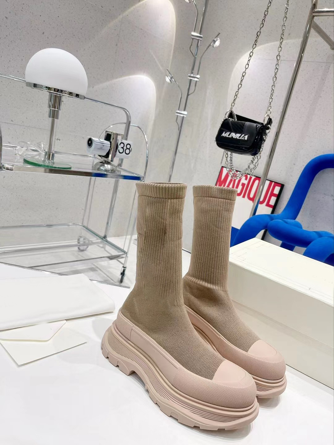 

Luxury sock boots go with every wearing style height increase shoes fit for 4 seasons with size 35-40, Box