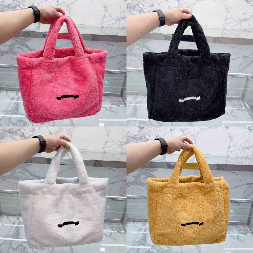 

Evening Bags designer tote bag totes bag women handbag Autumn And Winter Luxury Hairy Shoulder Classic Retro Letters Printing shopping bag 220913, Pbag black