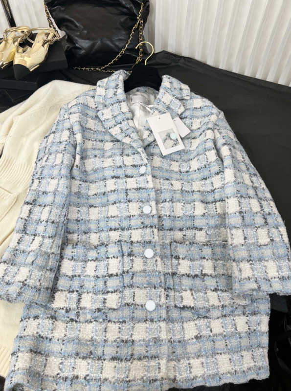 

Jackets Womens Middle Style Grain Lapel Temperament Coats Double Pocket Design Single Button Woollen Outerwear Luxury Designer Women Tops 1970