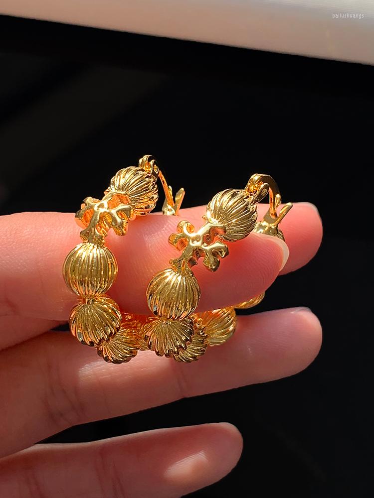 

Hoop Earrings Niche Design Light Luxury Female European And American Ins Fashionable Pleated Textured Metal