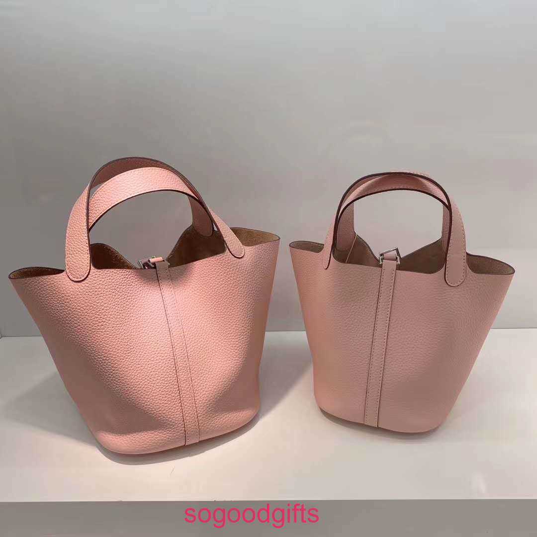 

Designer Herme bags Women's Picotin lock Handbags Tote Bag Top layer kraft vegetable basket bag 2022 new leather bucket summer versatile lad, Small grass green