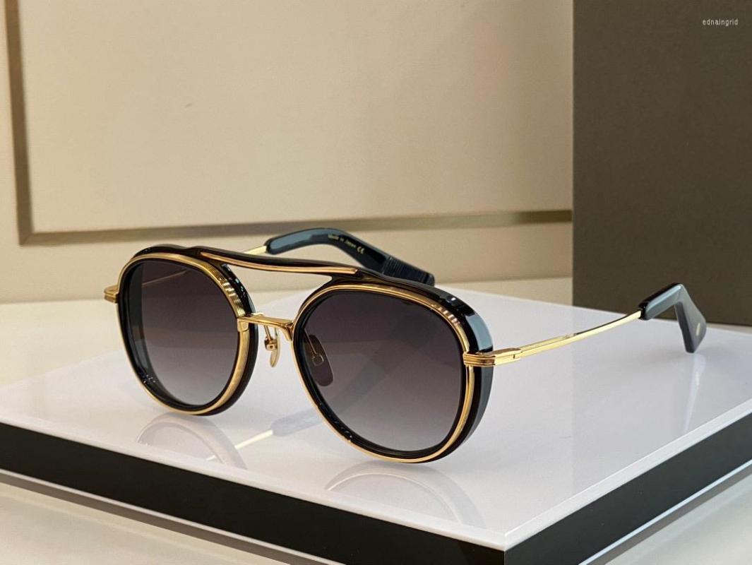 

Sunglasses For Women Men Summer 19017 SPACECRAFT Brand Style Anti-Ultraviolet Retro Plate Full Frame Designer Glasses Random Box