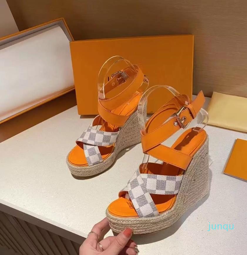 

1V Light texture Comfortable feet Wedge heel sandals high quality and inexpensive Fashionable appearance 17, Custom