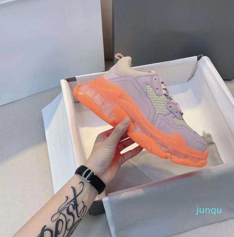 

2022 Wholesale designer shoes skateboard sneakers runnings sport outside classic casual men women Leather Embroidered ace bee black white for dunks low shoes H6F6, #1