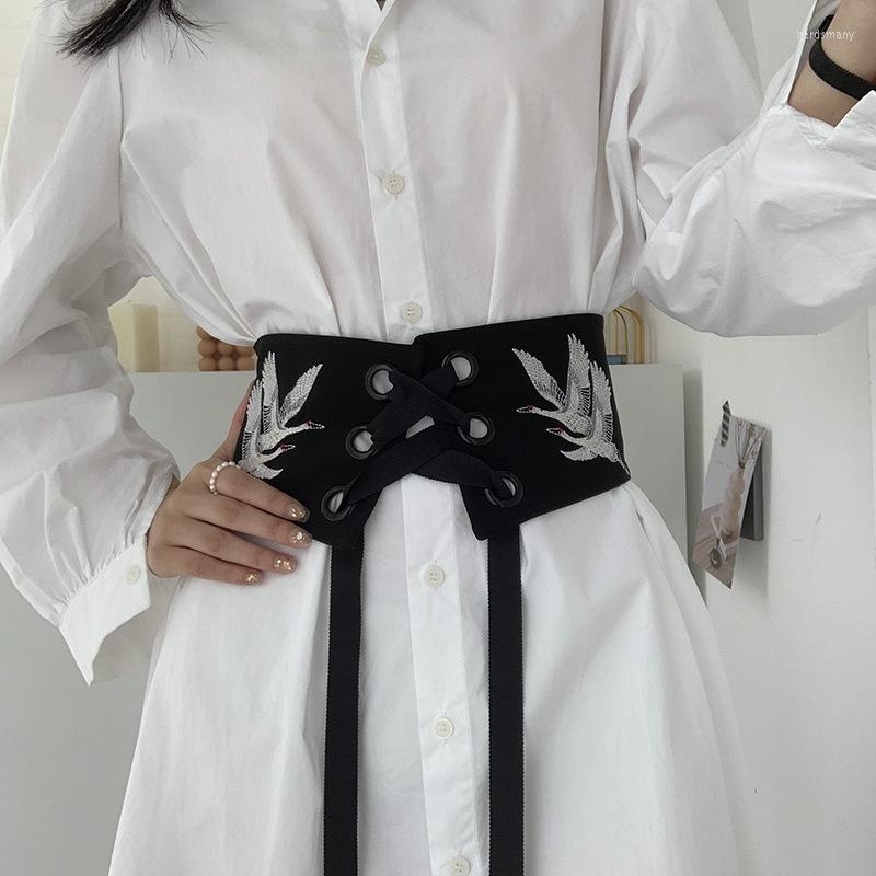 

Belts High-End Embroidery Ladies Fashion Retro Elastic Girdle Velvet Extra Wide Strap Versatile Dress Shirt Ethnic Style JK Accessory, Black