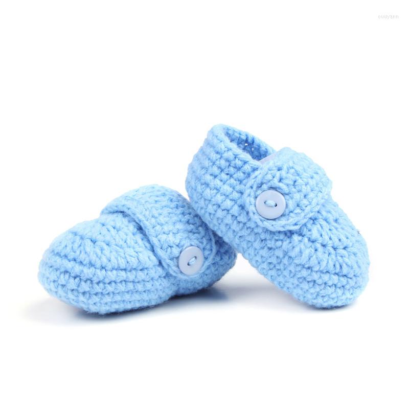 

First Walkers 2022 Fashion Comfortable Buckle Baby Shoes Handmade Knitting Crochet Booties Crib Walk For Infants Toddlers