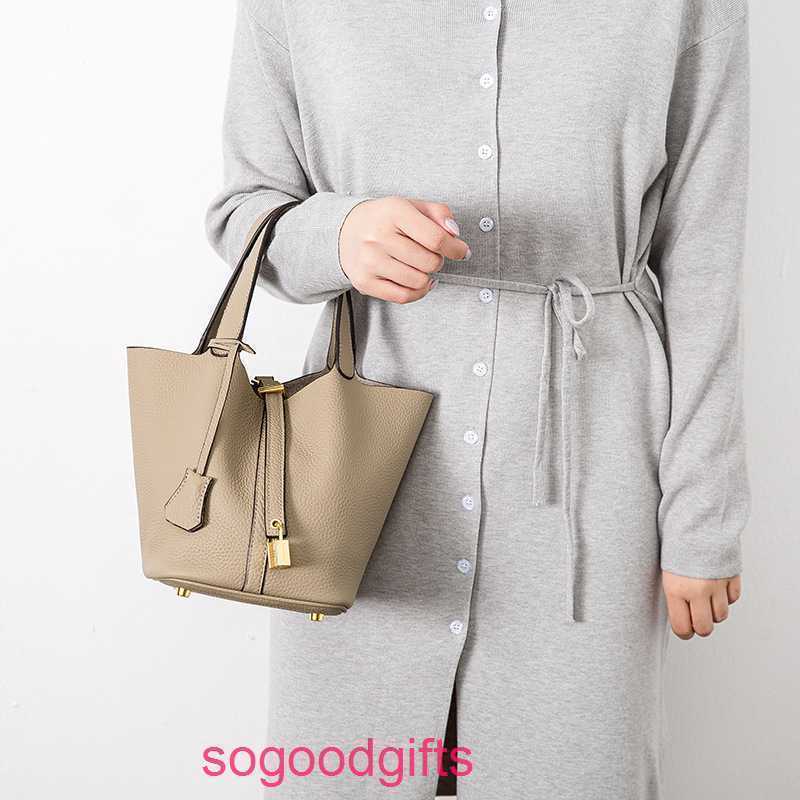 

H Handbag Designer Bags Women's Picotn Lock Handbags Tote Bag 2023 New Fashion Vegetable Basket Children's Bag Head Layer Pn N81o, Leather elephant grey