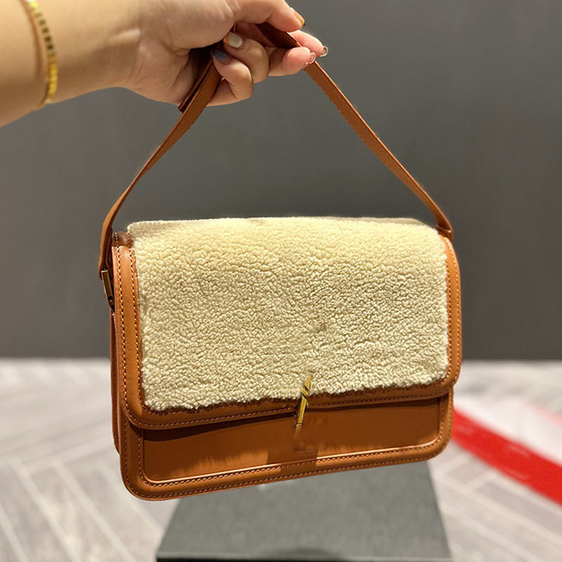 

Wool Flap Tofu Bag Women Crossbody Shoulder Bags Genuine Leather Fashion Letter Gold Hardware Solid Color Winter Messenger Bags 23cm
